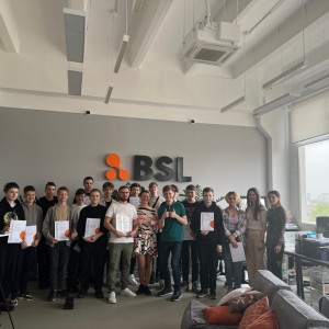 Наши резиденты проходят стажировку в IT-компании BSL - КИБЕРшкола программирования для детей, компьютерные курсы для школьников, начинающих и подростков - KIBERone г. Кстово